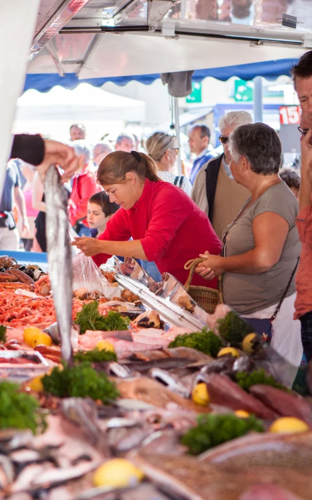 Markt in Fouesnant am Freitagmorgen