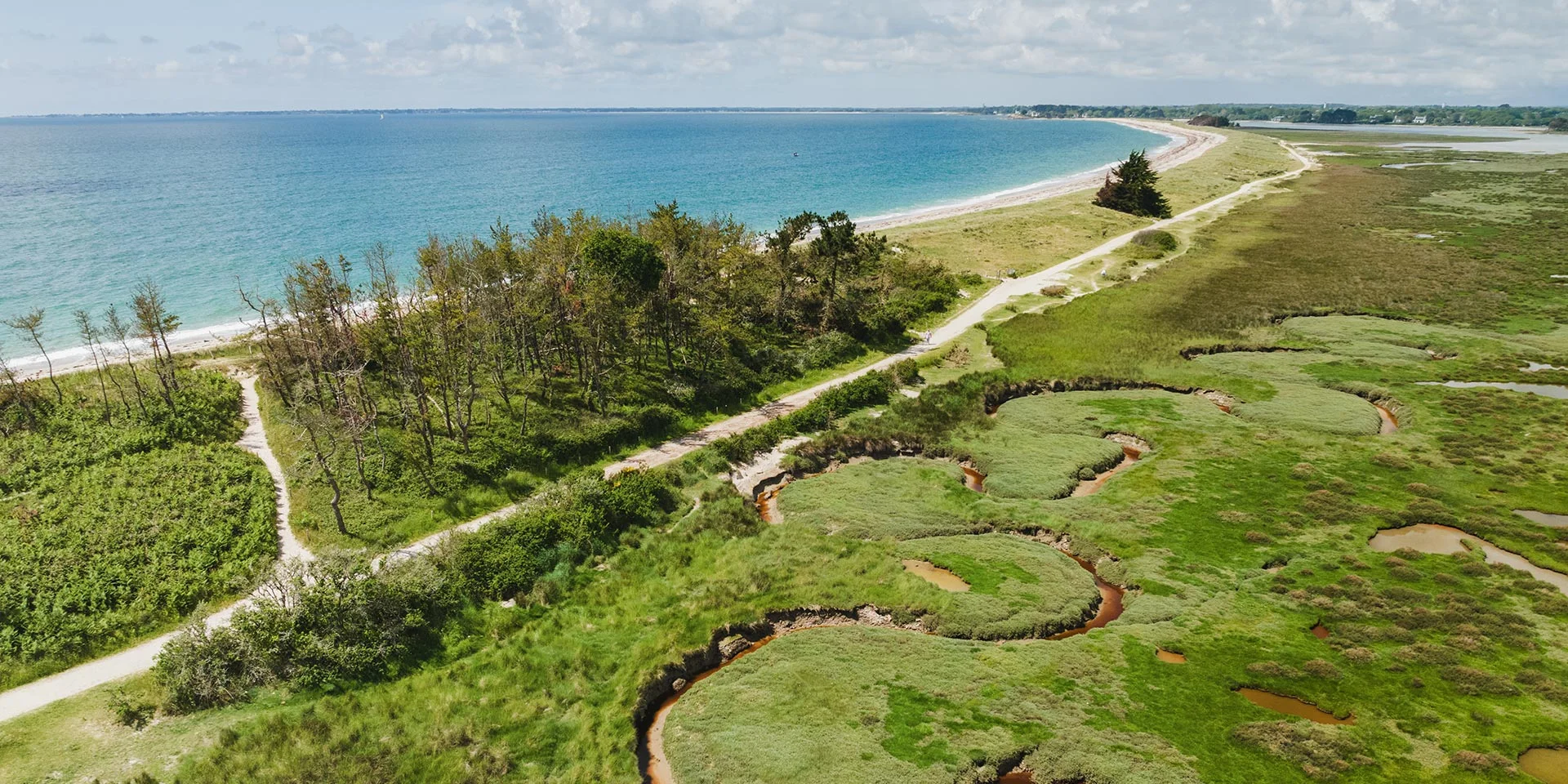 Sentier côtier autour du marais à Mousterlin