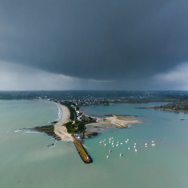 Cap-Coz-Spitze vor Wintergewitter