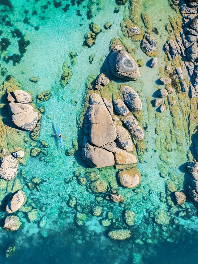 De rotsen bij de pointe de Mousterlin in Fouesnant