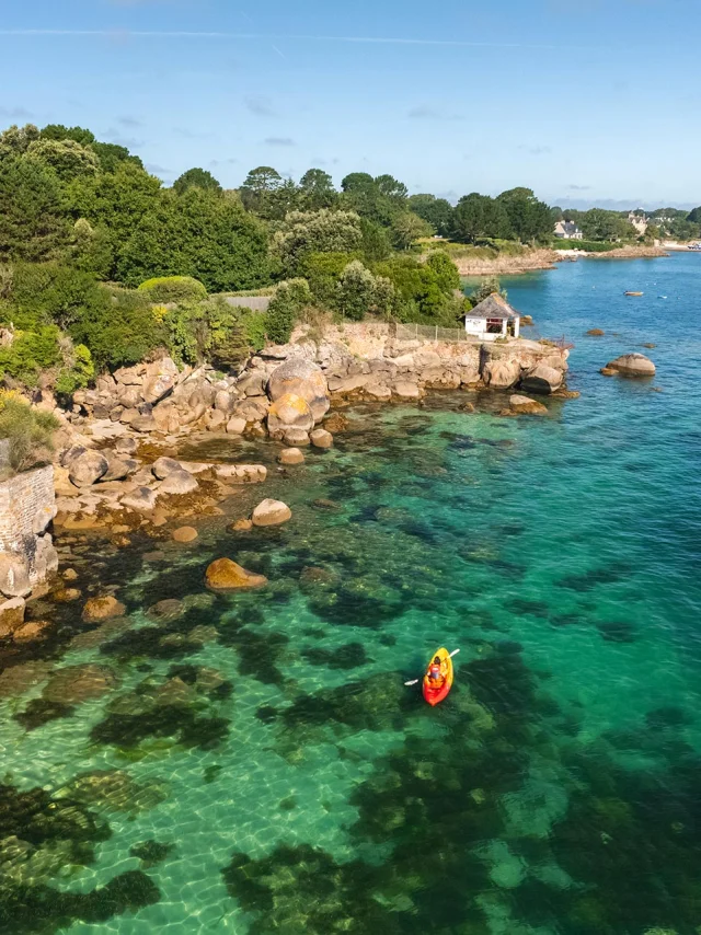 Kayak trip around the Beg-Meil coves