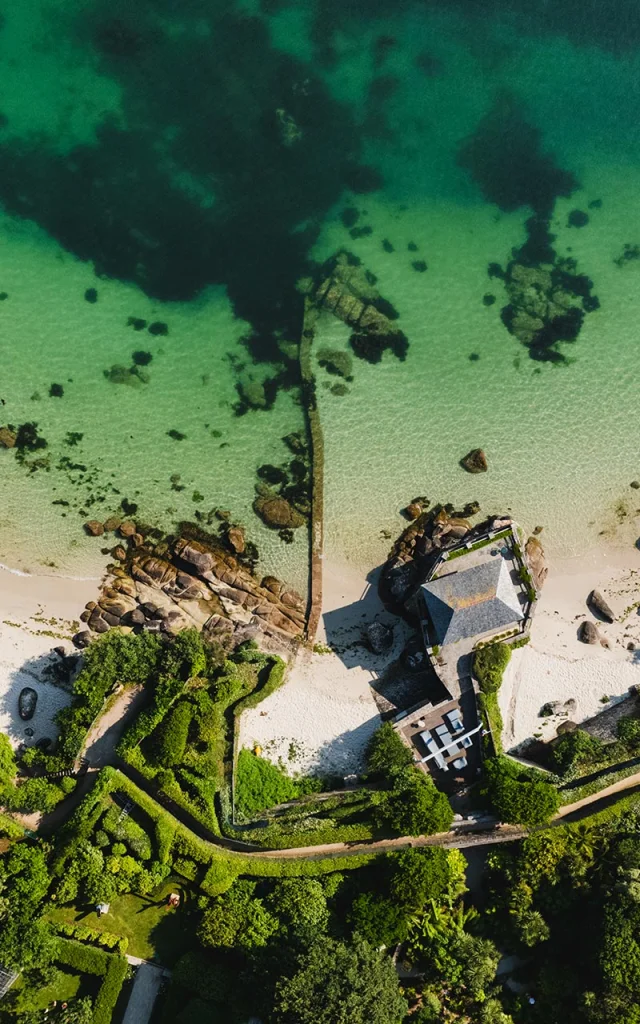 Vue aérienne des criques de Beg-Meil à Fouesnant