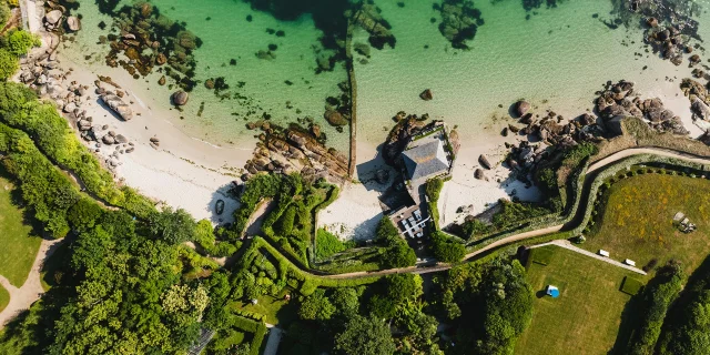 Aerial view of the Beg-Meil coves in Fouesnant