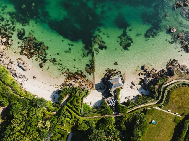 Vue aérienne des criques de Beg-Meil à Fouesnant