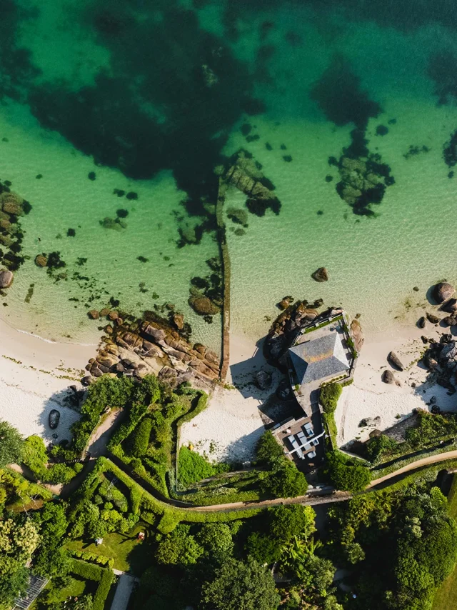 Luftaufnahme der Buchten von Beg-Meil in Fouesnant