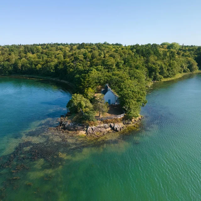 Beg Ar Vir Et La Maison Du Passeur A Clohars Fouesnant