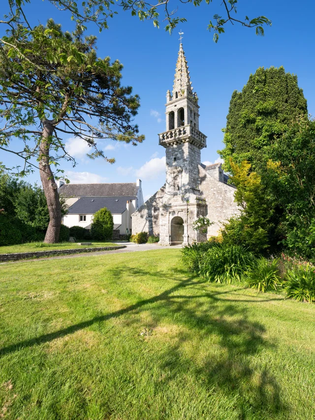 Eglise Saint Pierre Saint Paul Au Bourg De Gouesnach 3