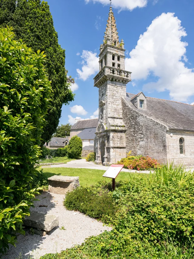 Eglise Saint Pierre Saint Paul Au Bourg De Gouesnach 4