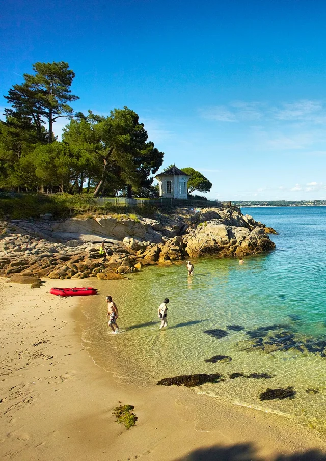 Crique de Bot Conan at Beg-Meil, Fouesnant