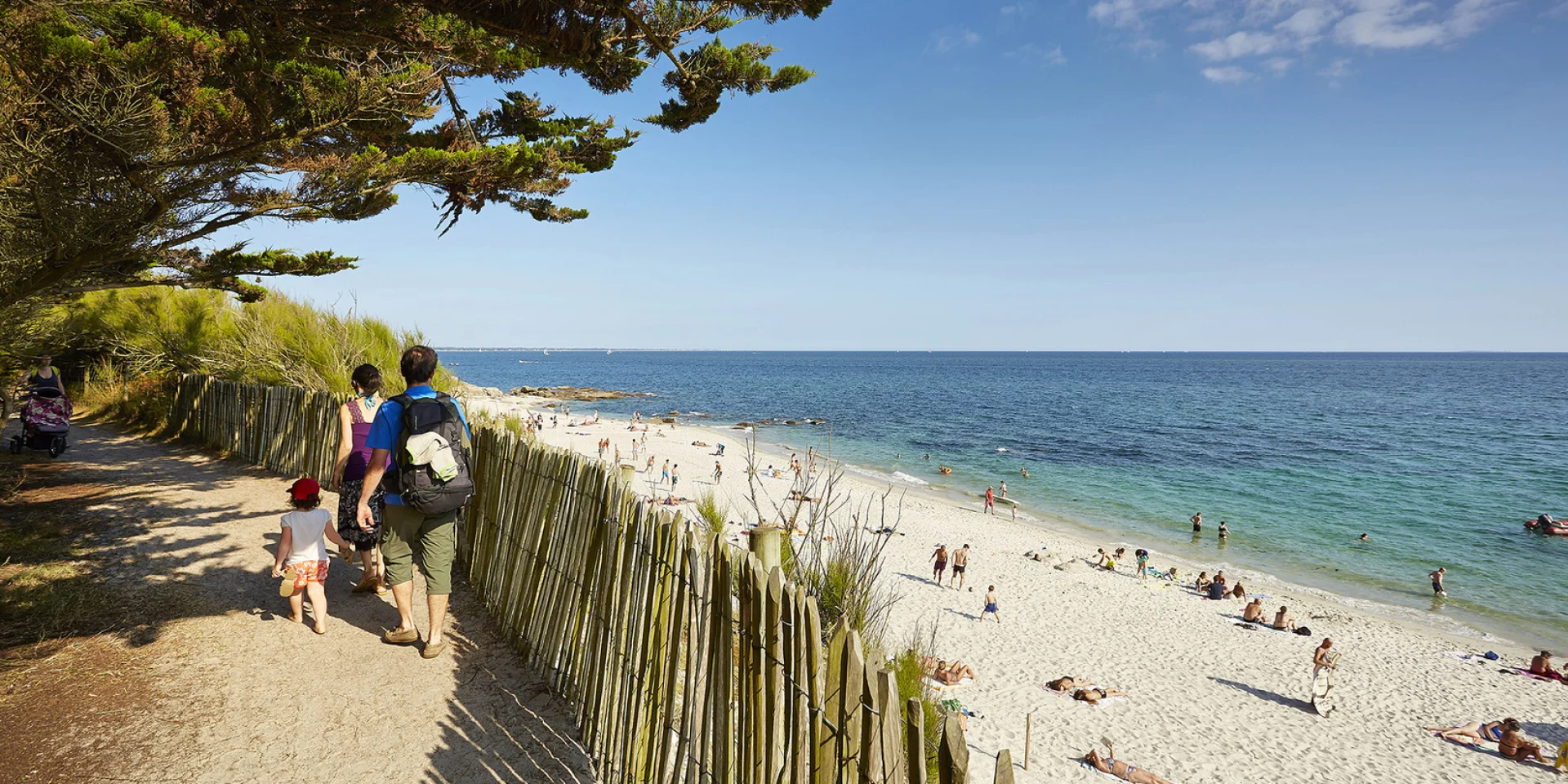 Walk along the GR34 at Beg-Meil