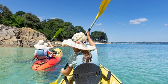 Kajakfahren in den Buchten von Beg-Meil