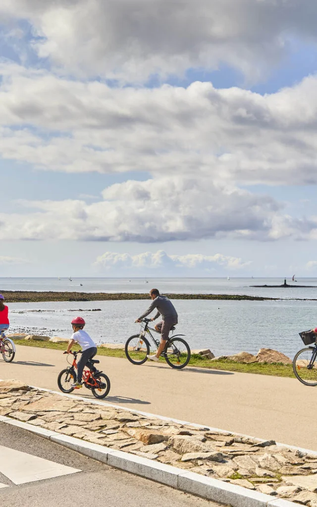 Cycling on the Corniche de Bénodet