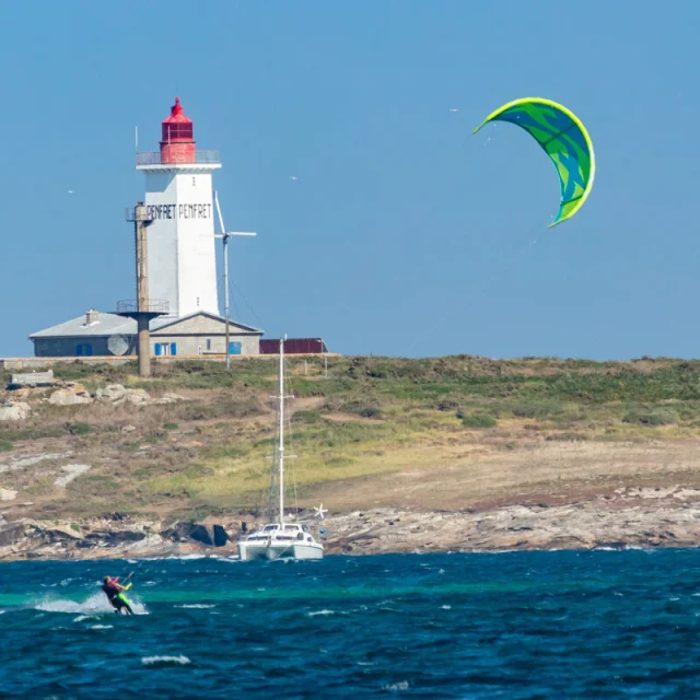 Penfret lighthouse, Les Glénan