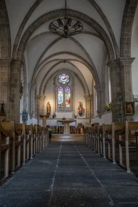 La nef de l'église Saint-Thomas à Bénodet