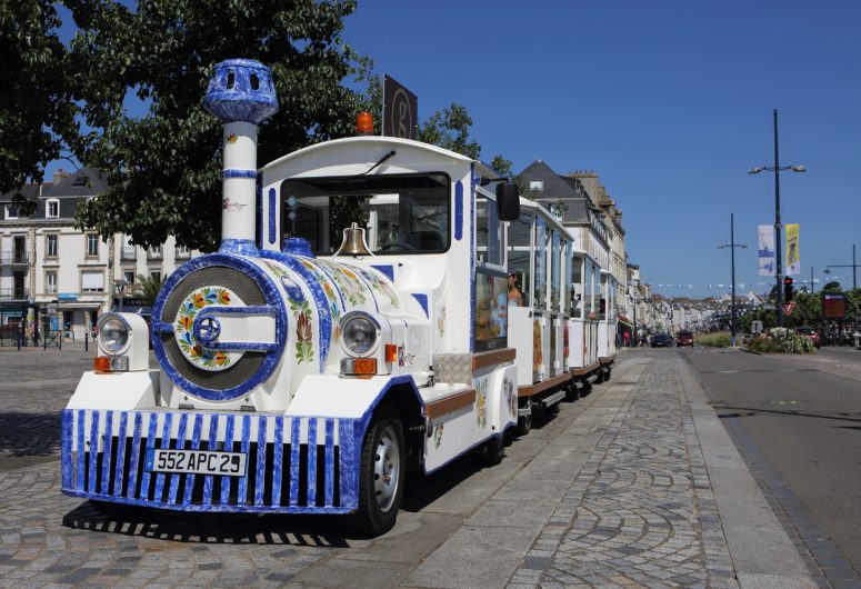 Petit train touristique à Concarneau