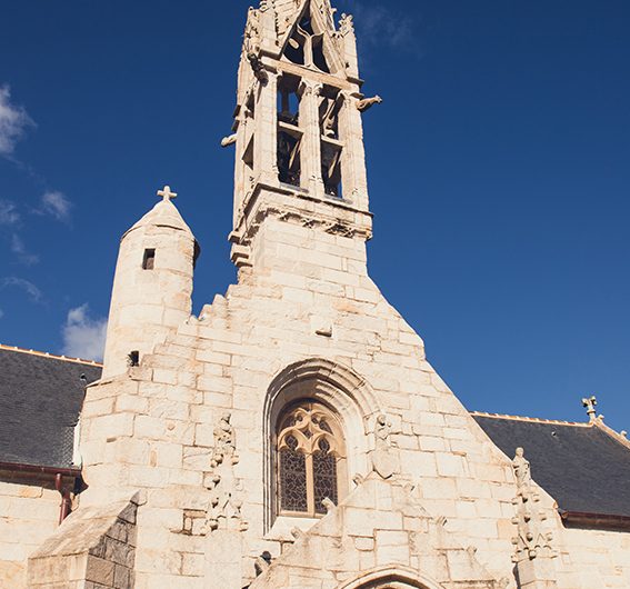 Clocher – église Notre Dame Izel Vor